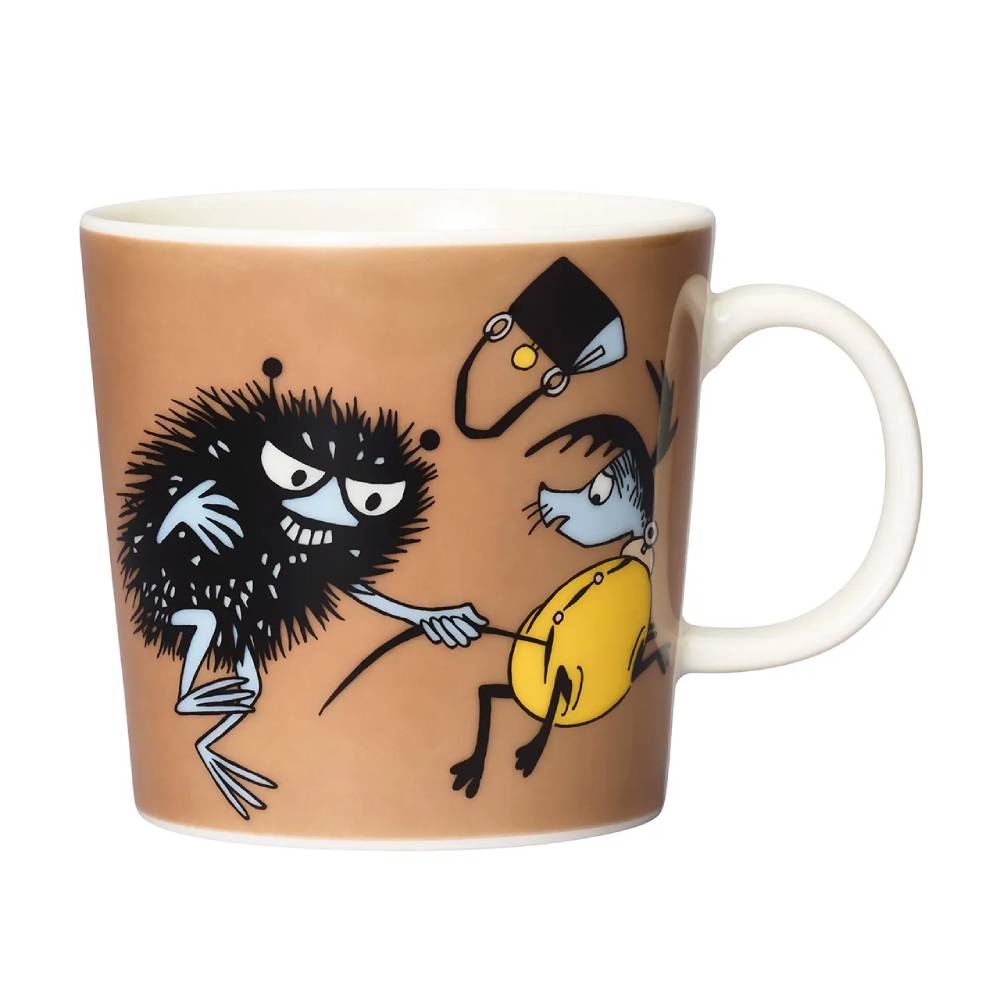 Mug Moomin Stinky en action - Moomin Arabia